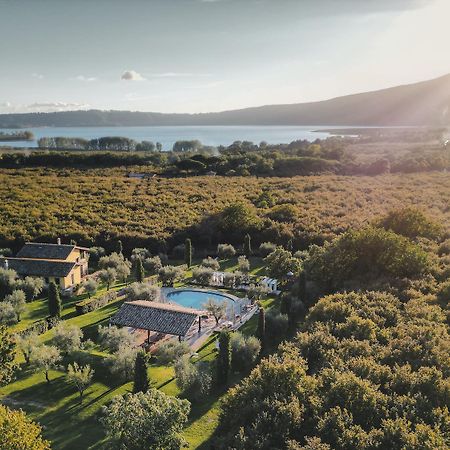 Agriturismo La Valle Di Vico Капрарола Экстерьер фото