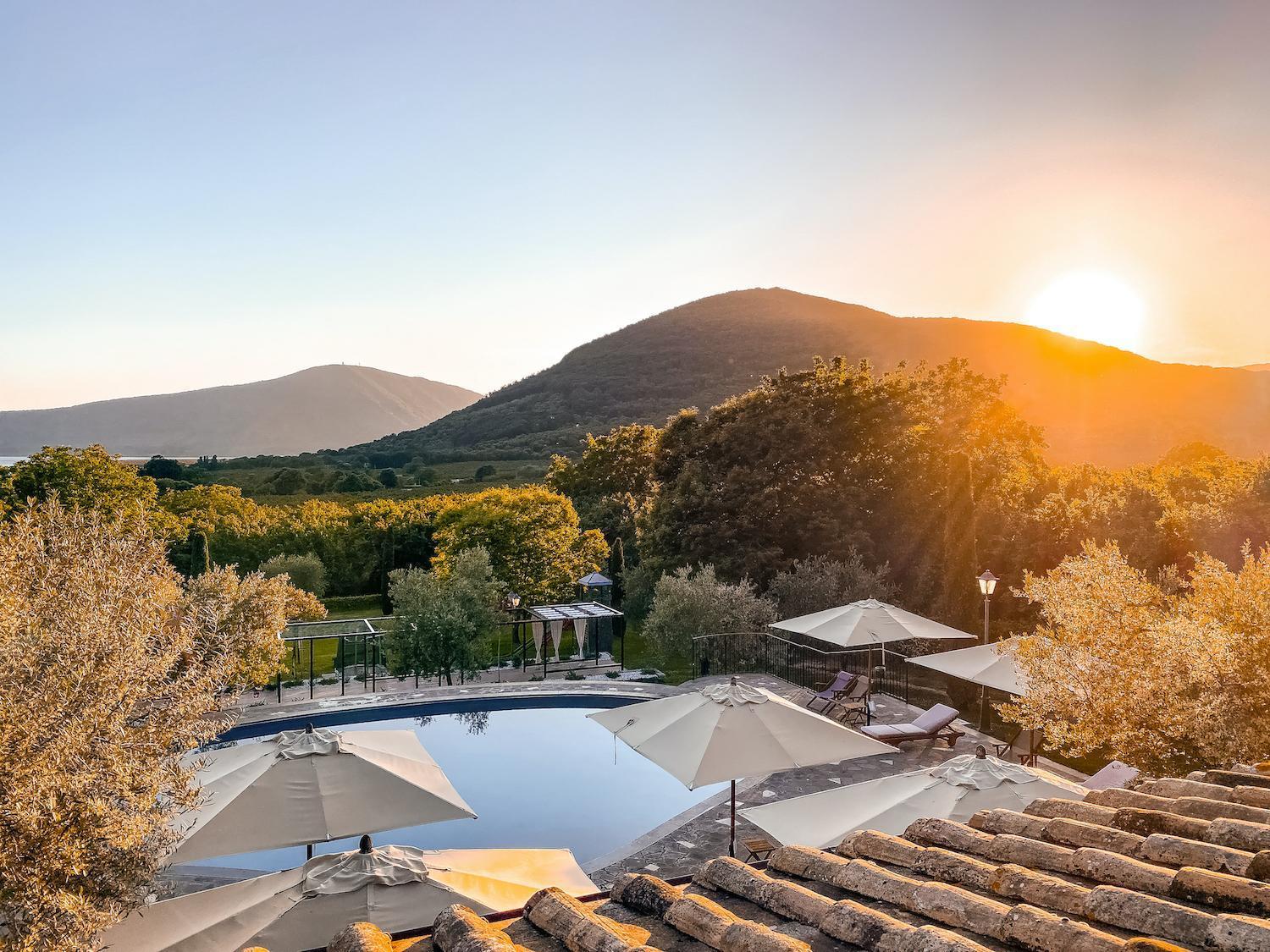 Agriturismo La Valle Di Vico Капрарола Экстерьер фото
