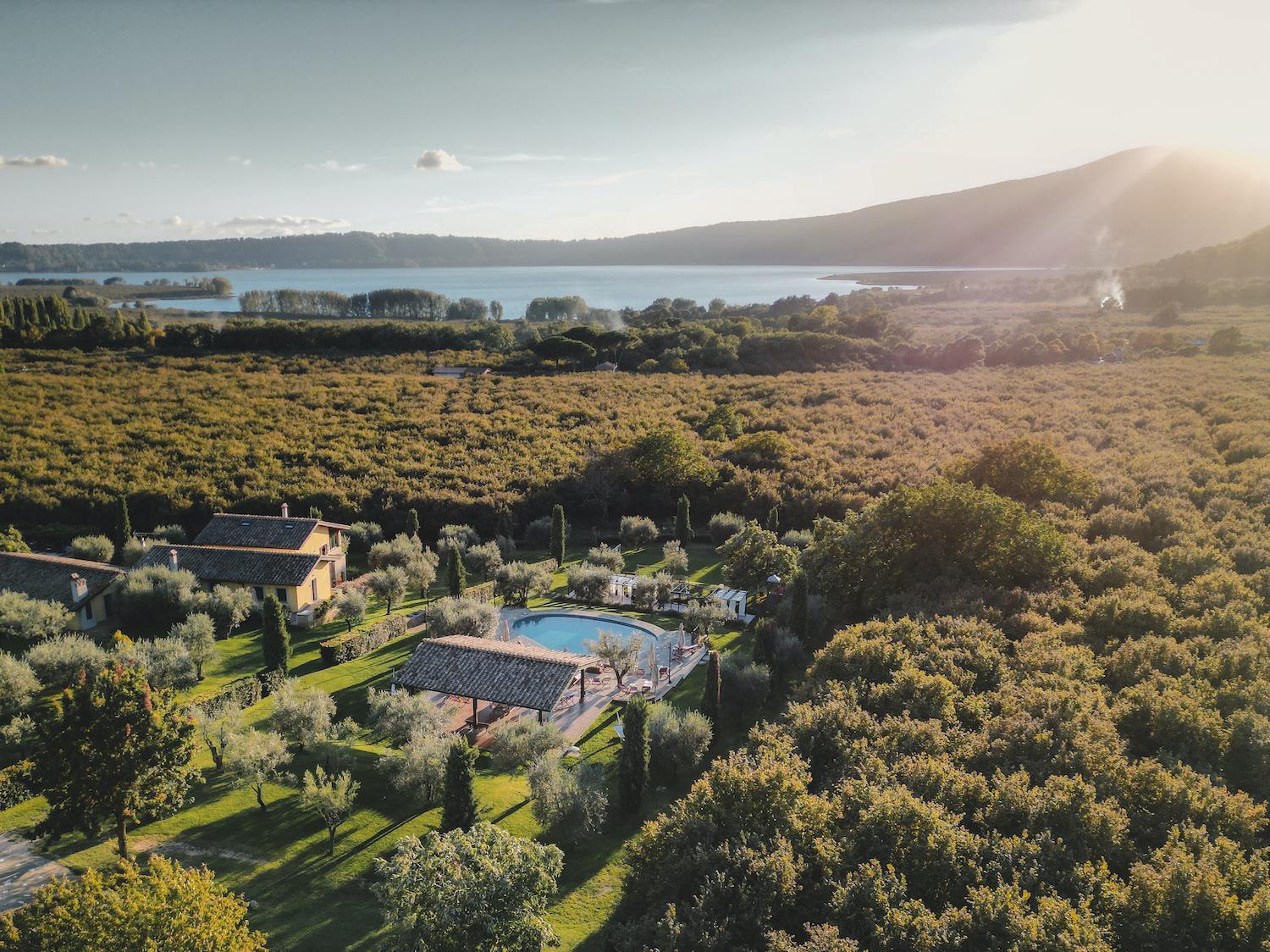 Agriturismo La Valle Di Vico Капрарола Экстерьер фото